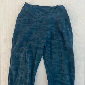 Alphalete Surface Power Leggings - Blue Camo